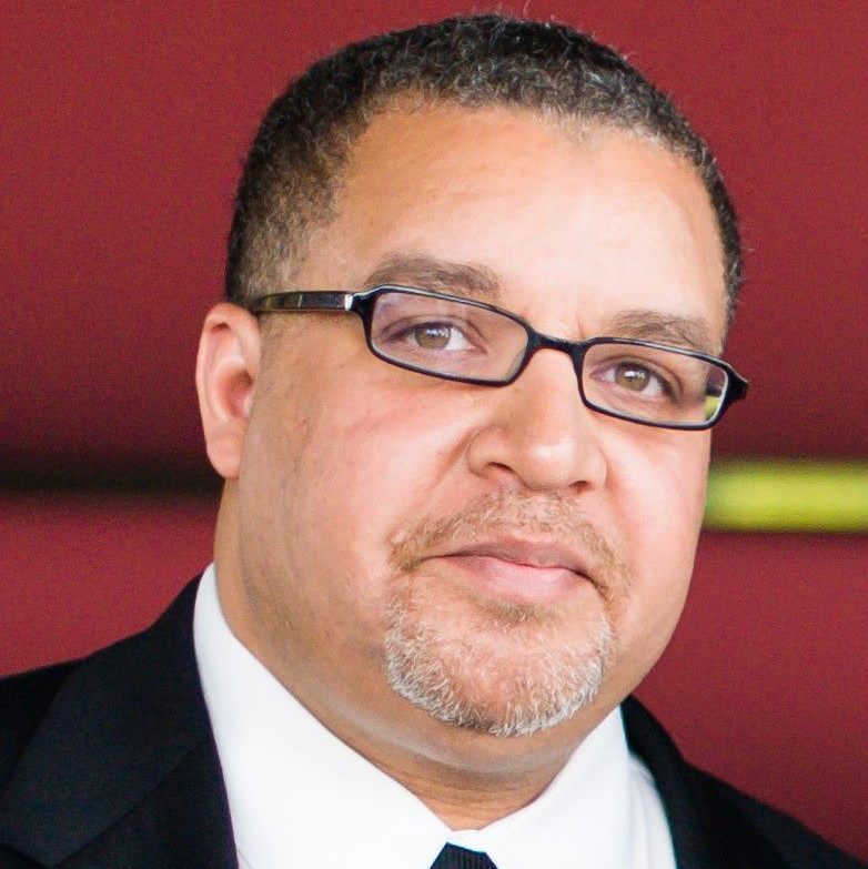 Headshot of Sean Stinnett